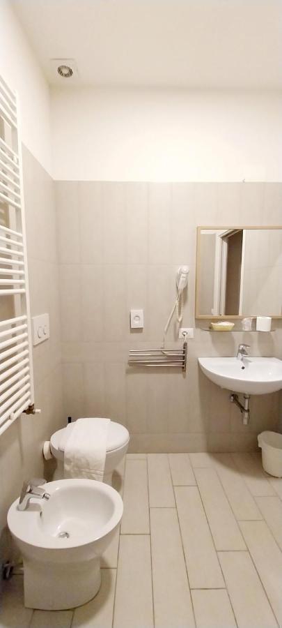 Hotel Brotas Rimini Exterior photo