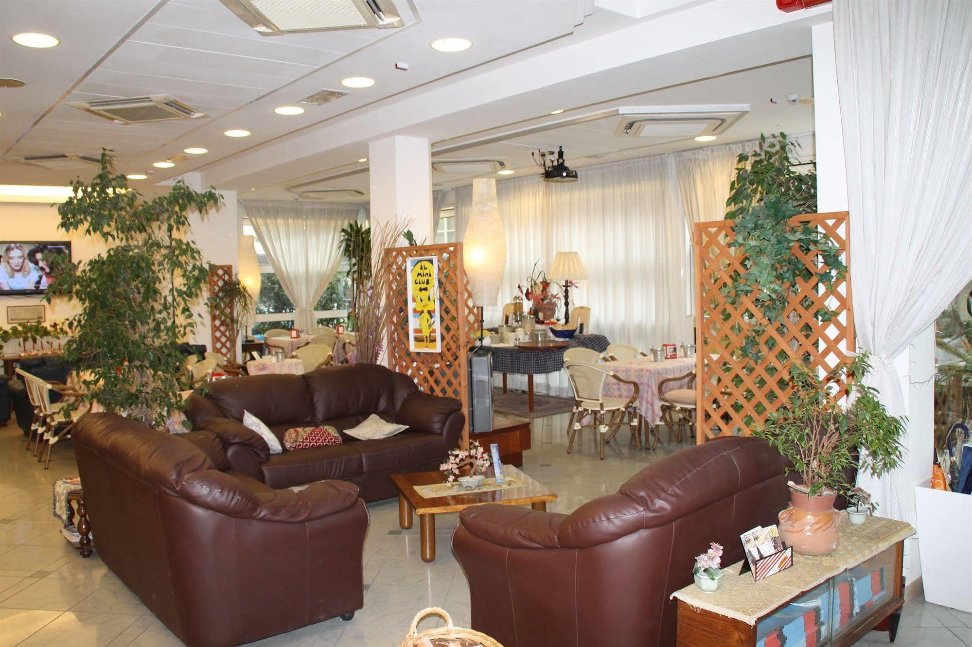Hotel Brotas Rimini Exterior photo